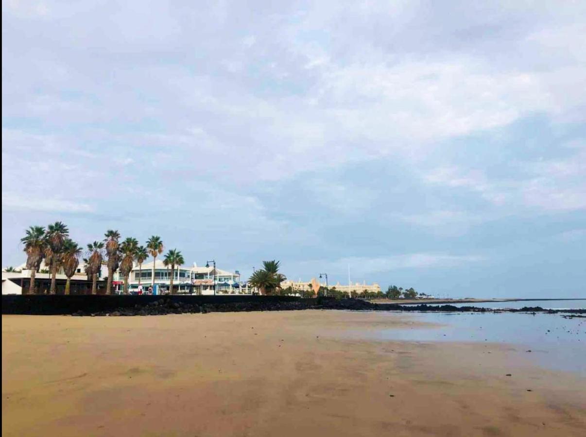 La Casa De La Playa Villa Puerto del Carmen  Dış mekan fotoğraf