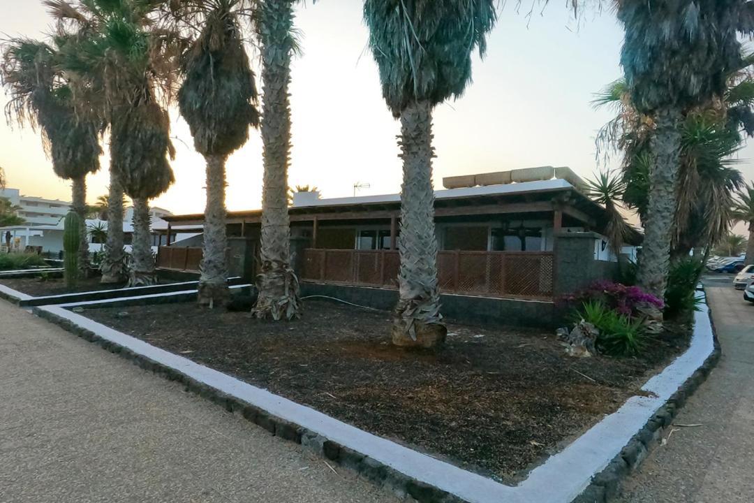 La Casa De La Playa Villa Puerto del Carmen  Dış mekan fotoğraf