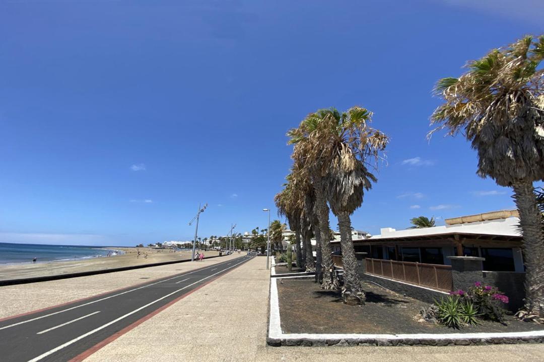La Casa De La Playa Villa Puerto del Carmen  Dış mekan fotoğraf