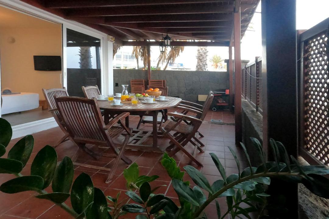 La Casa De La Playa Villa Puerto del Carmen  Dış mekan fotoğraf